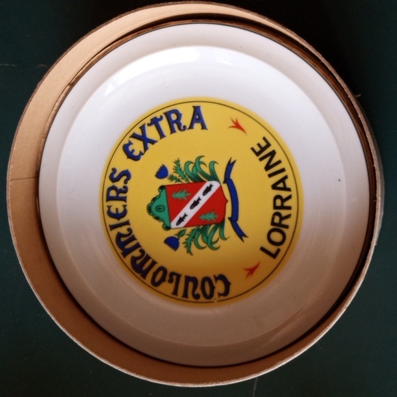 🛍️ Set Of 6 Vintage Collector Plates - Picture 4 of 7